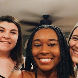 Meet your Posher, Fifi